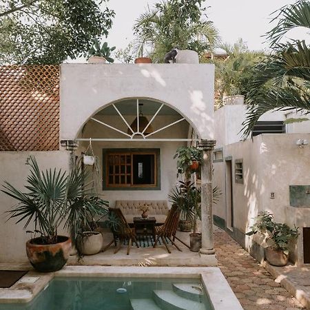 Casa Mezcla - Bed & Breakfast Mérida Extérieur photo