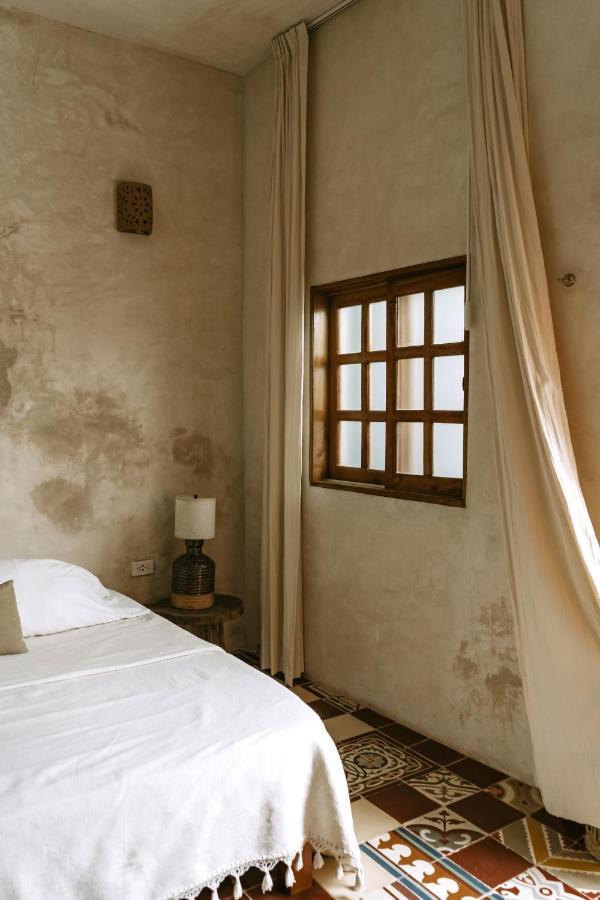 Casa Mezcla - Bed & Breakfast Mérida Extérieur photo